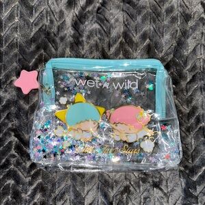 Wet n Wild Clear Accessory Bag - Blue and Pink